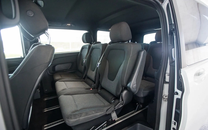 Mercedes-Benz Klasa V cena 219000 przebieg: 148000, rok produkcji 2019 z Wrocław małe 781
